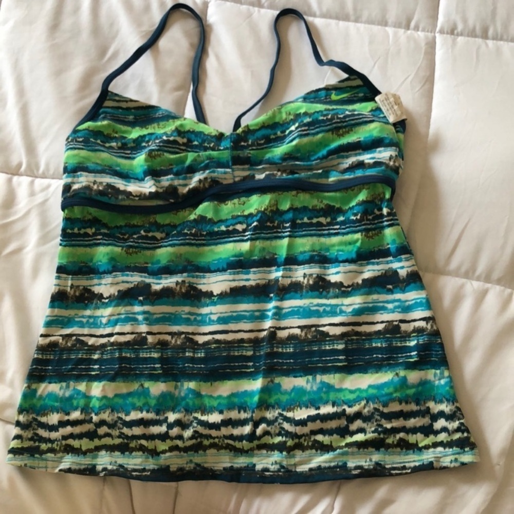Nike swim top